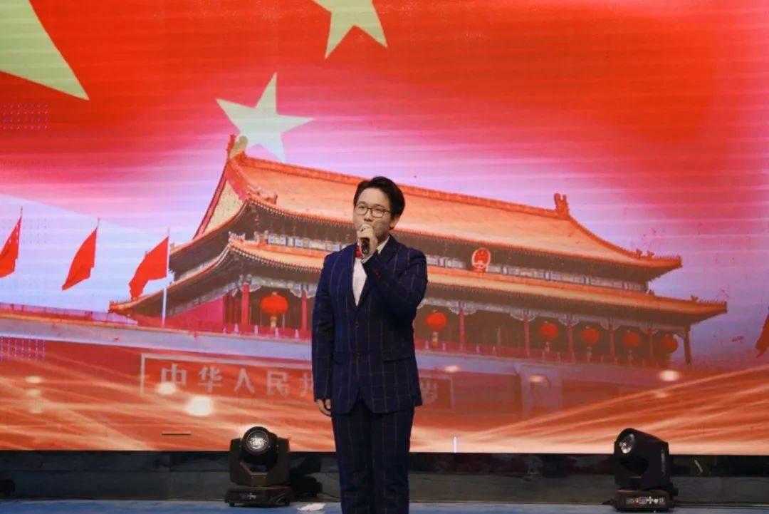 法媒预测2024年六大科技趋势!卫星手机将连通全世界【附卫星互联网产业技术趋势】